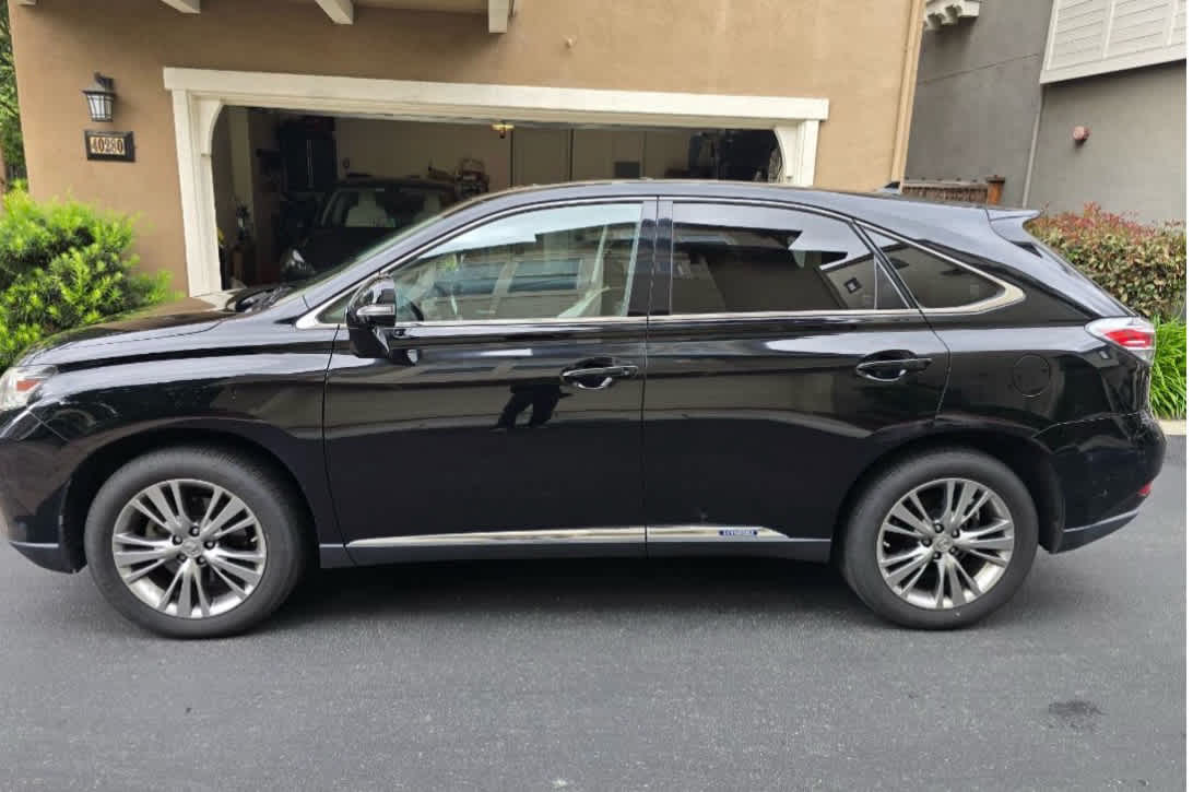 2013 Lexus RX 450h FWD 4dr