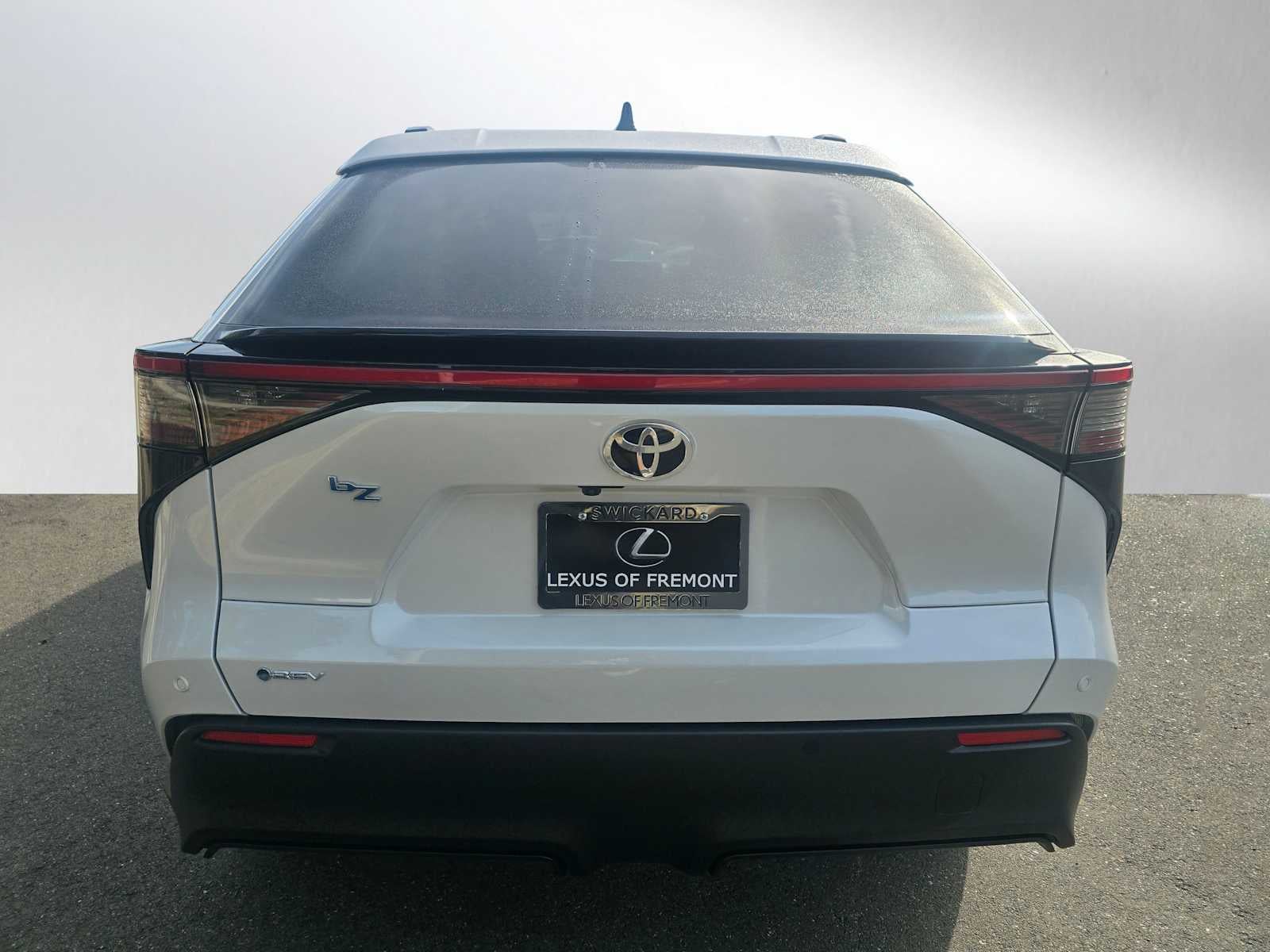 2026 Toyota bZ XLE Plus