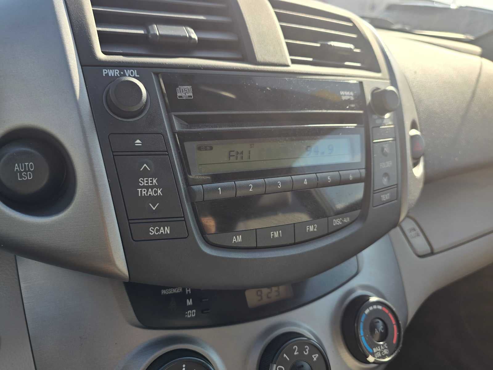 2008 Toyota RAV4 FWD 4dr 4-cyl 4-Spd AT (Natl)