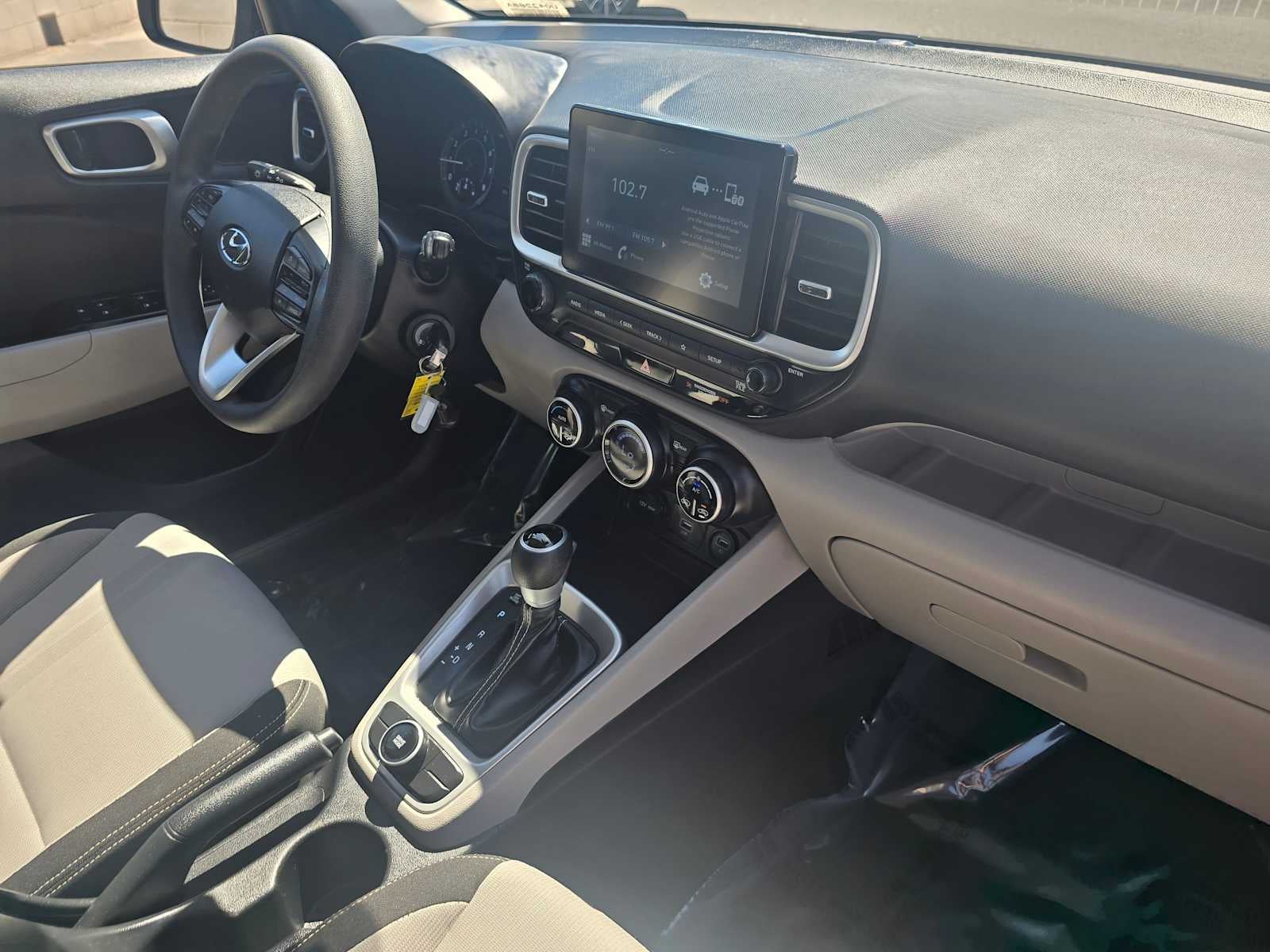 2020 Hyundai Venue SEL