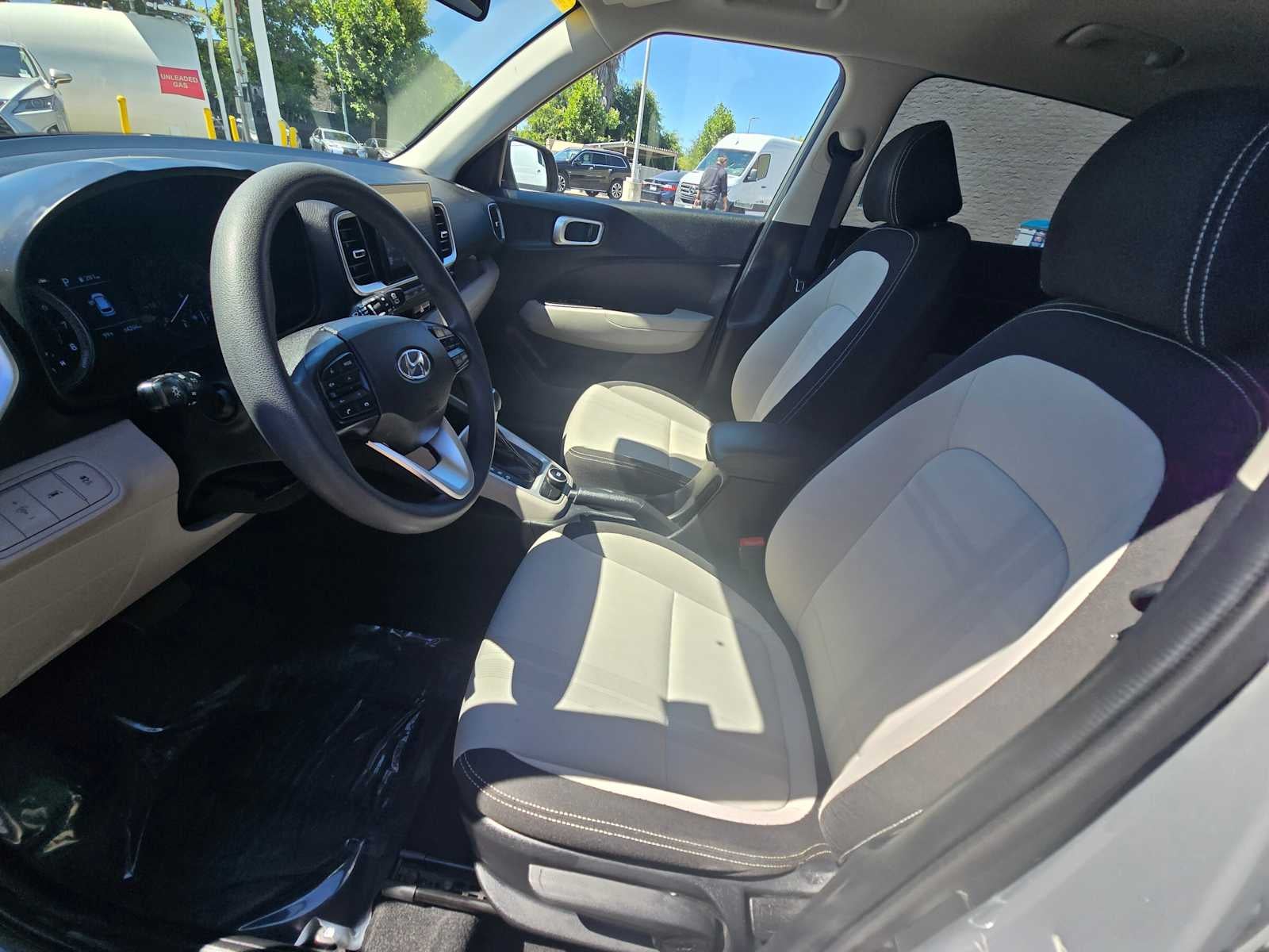 2020 Hyundai Venue SEL