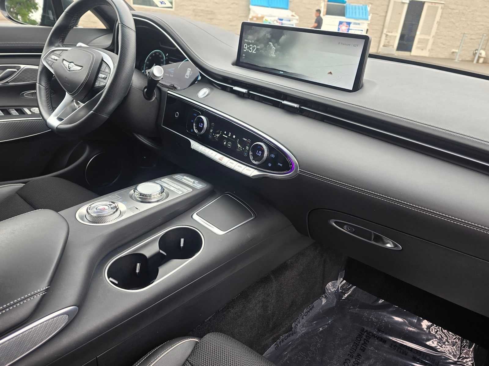2023 Genesis GV70 2.5T