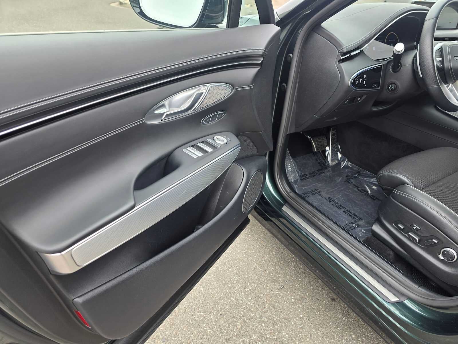 2023 Genesis GV70 2.5T