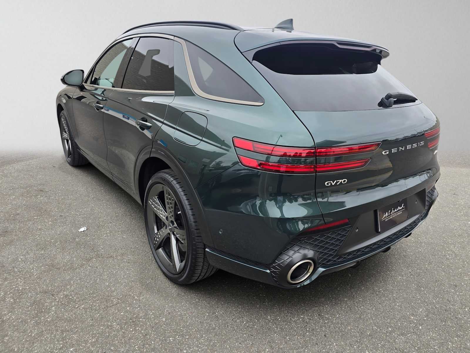 2023 Genesis GV70 2.5T