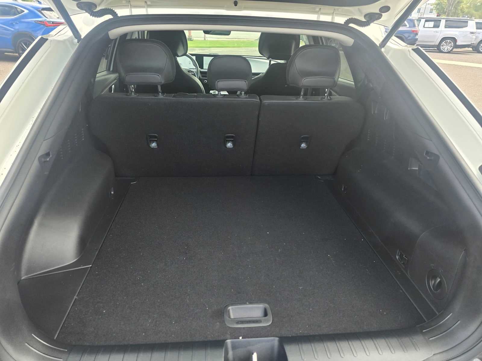 2024 Kia EV6 Light