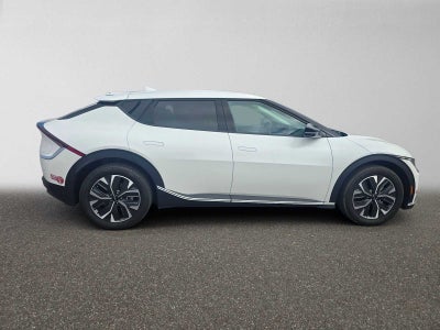 2024 Kia EV6 Light