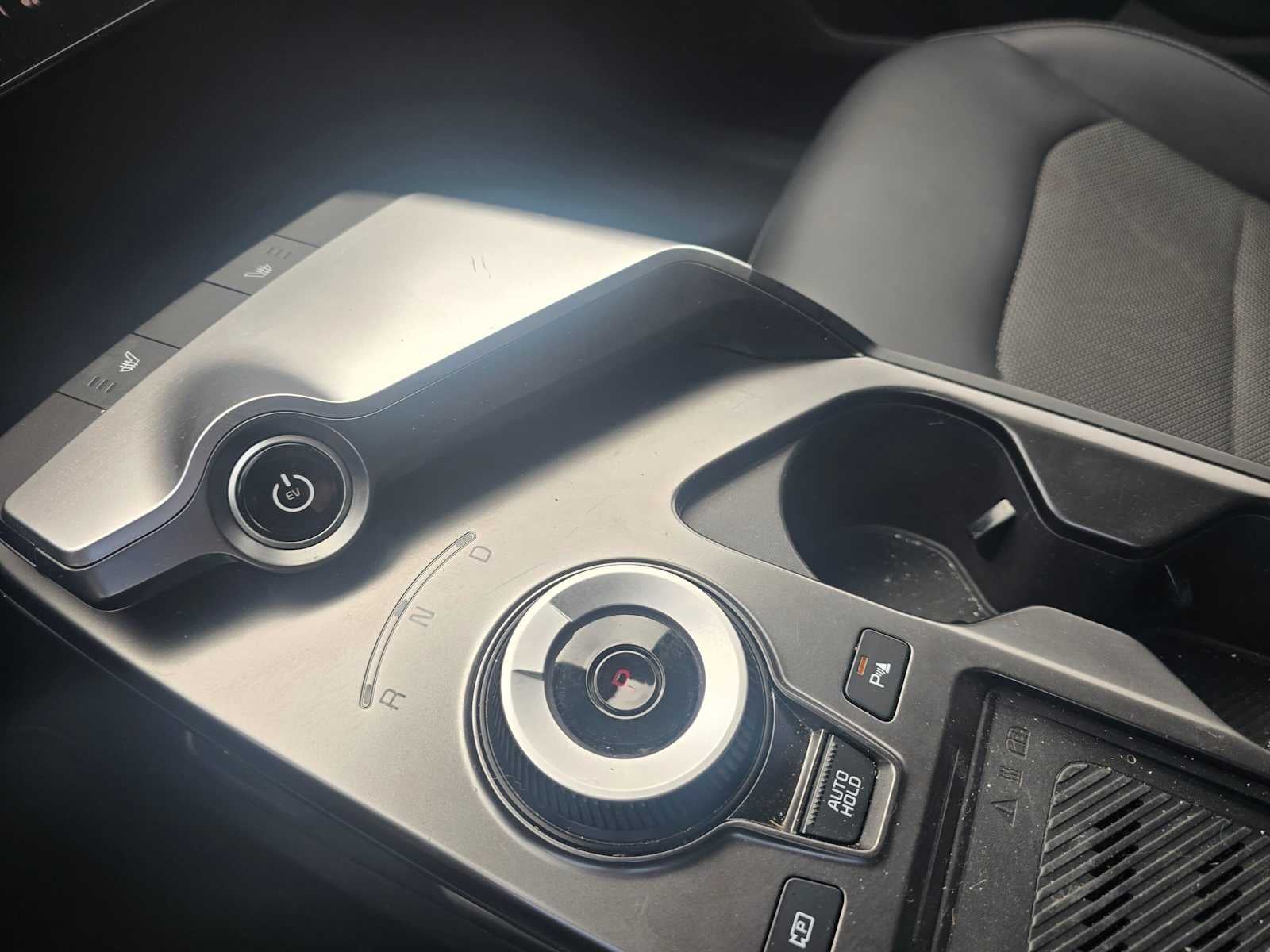 2024 Kia EV6 Light