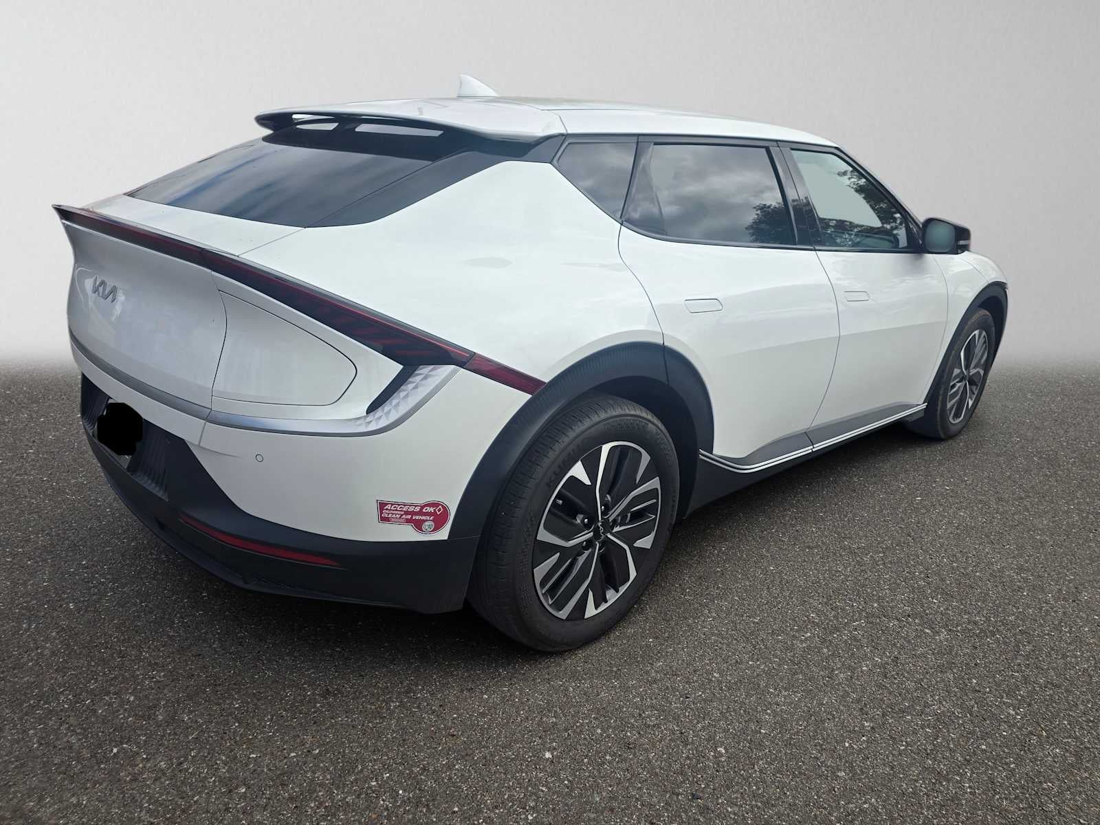 2024 Kia EV6 Light