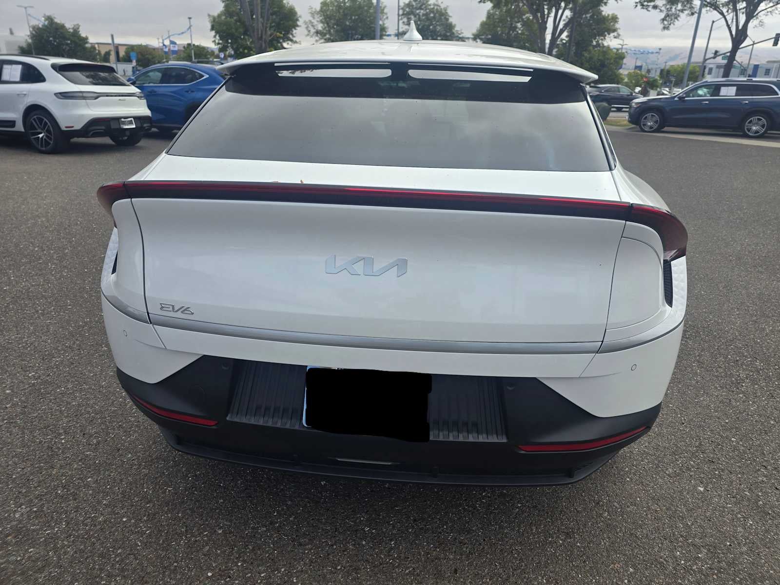 2024 Kia EV6 Light