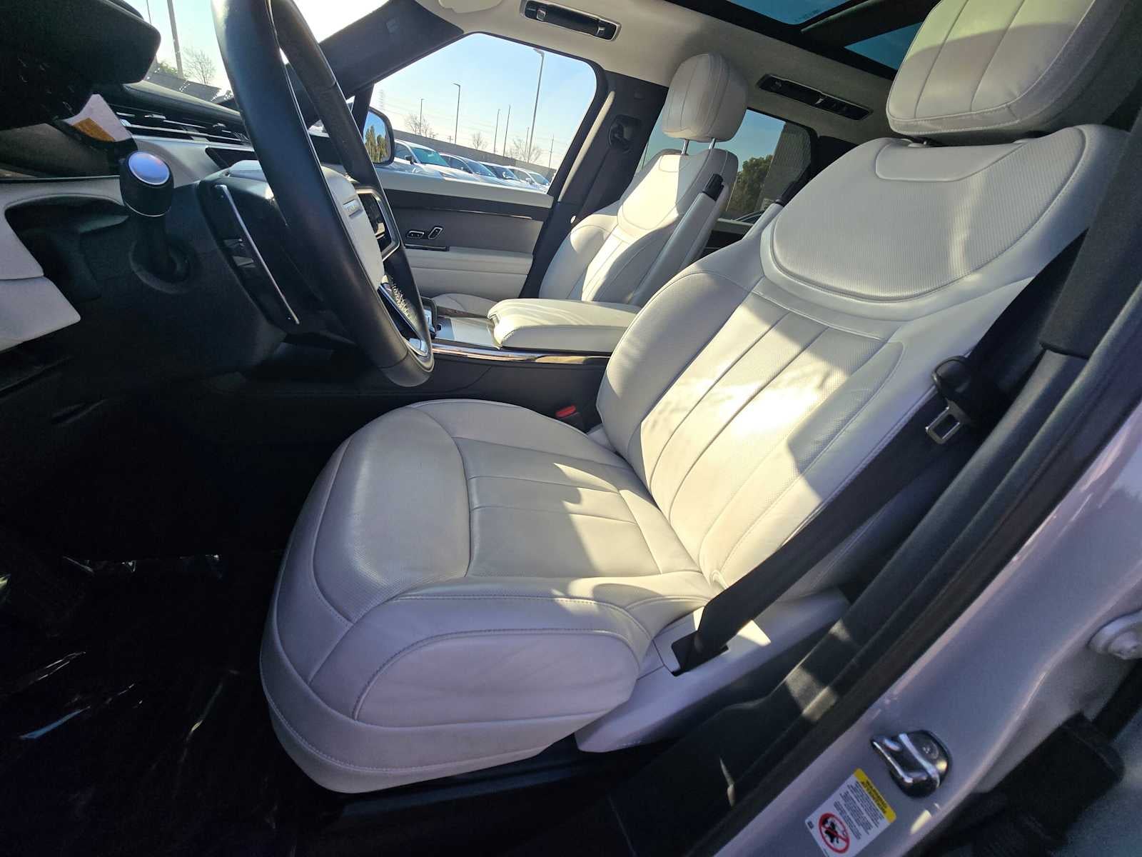 2024 Land Rover Range Rover Sport SE