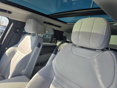 2024 Land Rover Range Rover Sport SE