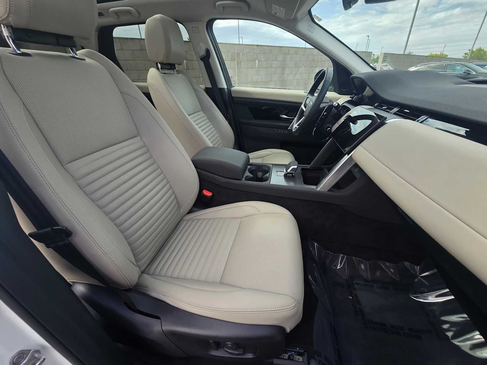 2025 Land Rover Discovery Sport S - Photo 10