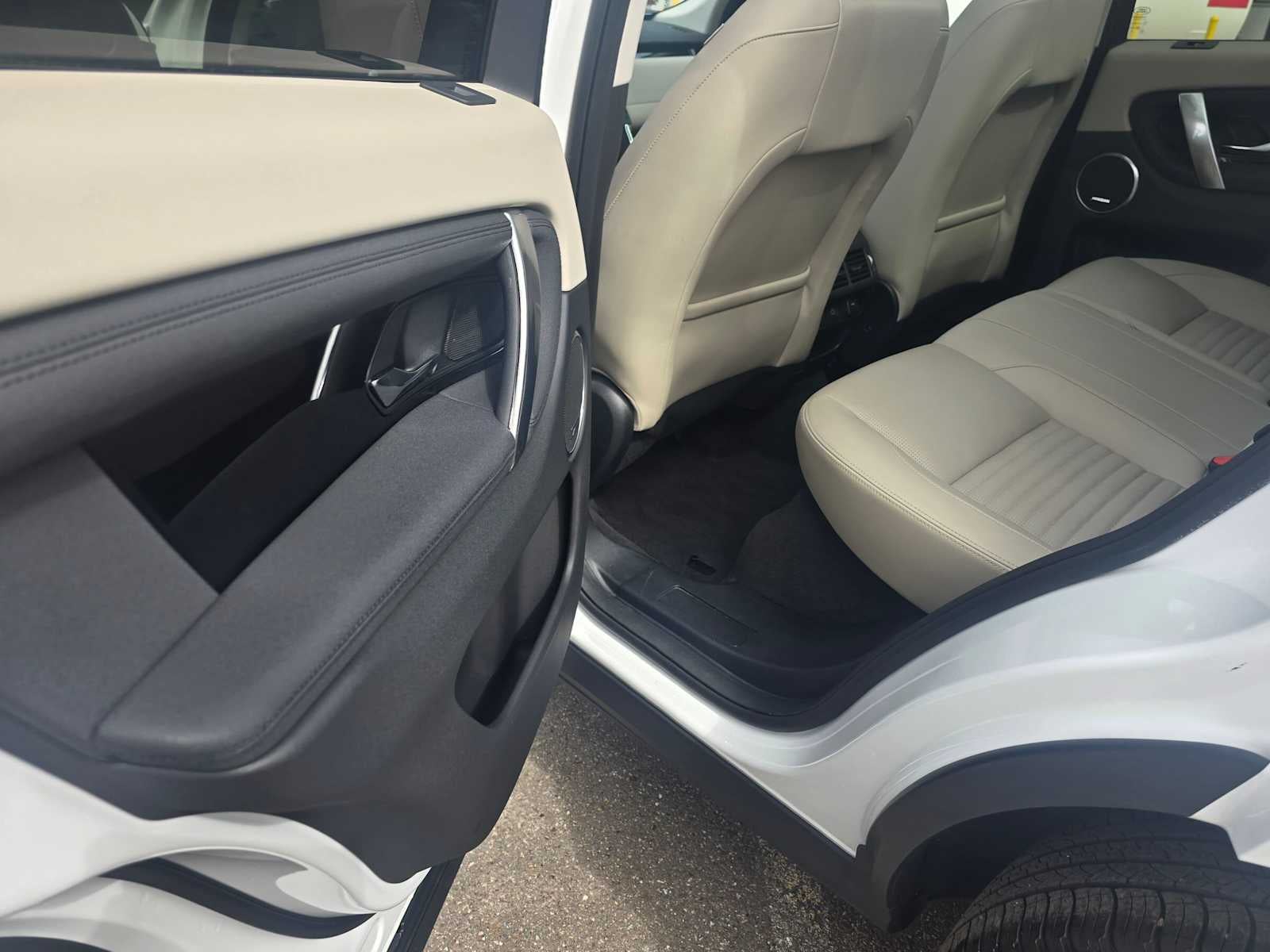 2025 Land Rover Discovery Sport S