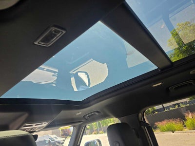 2025 Land Rover Defender S