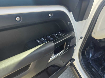 2025 Land Rover Defender S