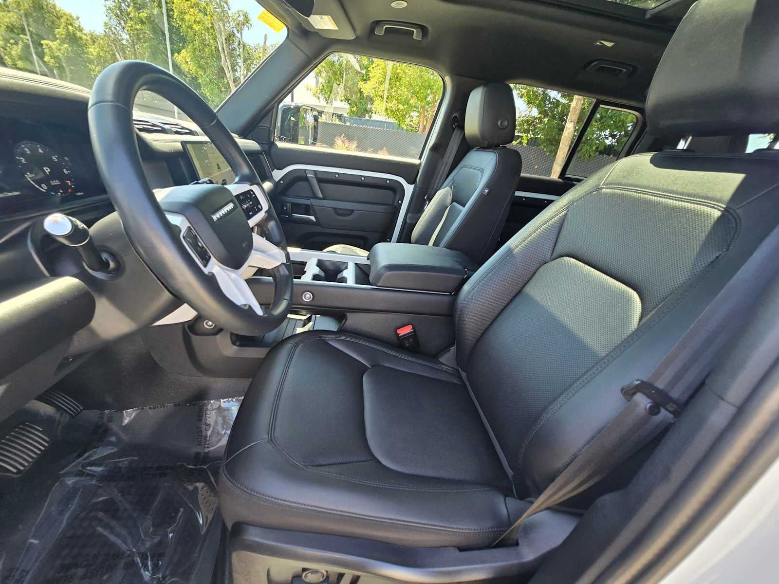 2025 Land Rover Defender S