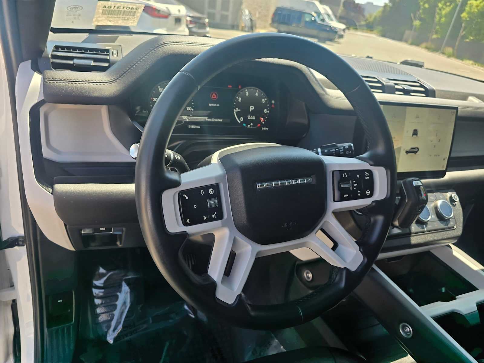 2025 Land Rover Defender S