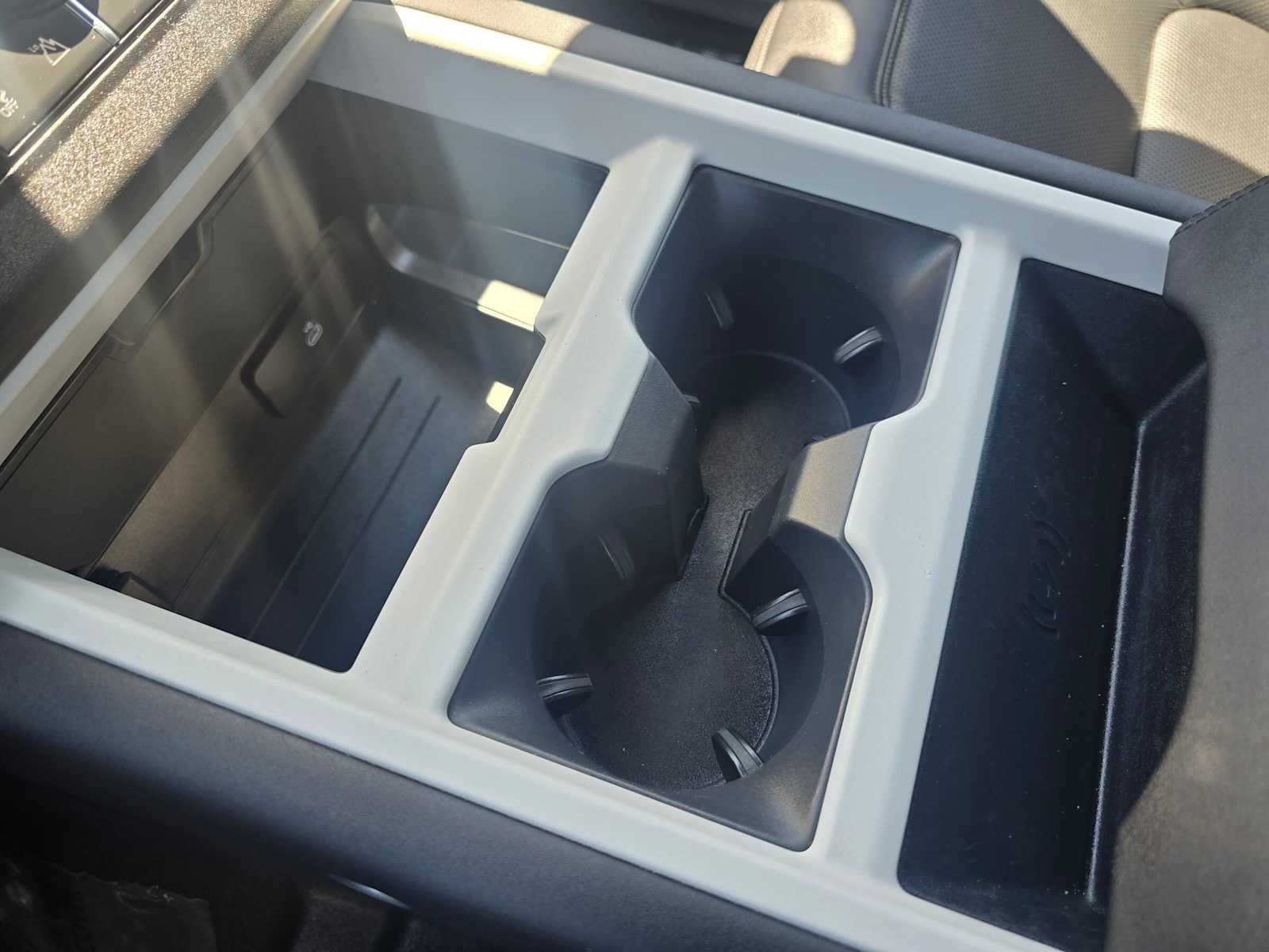 2025 Land Rover Defender S