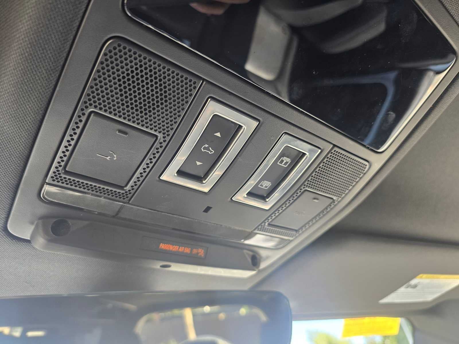 2025 Land Rover Defender S