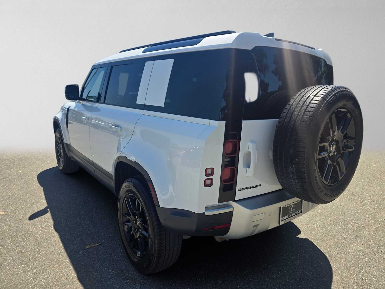 2025 Land Rover Defender S