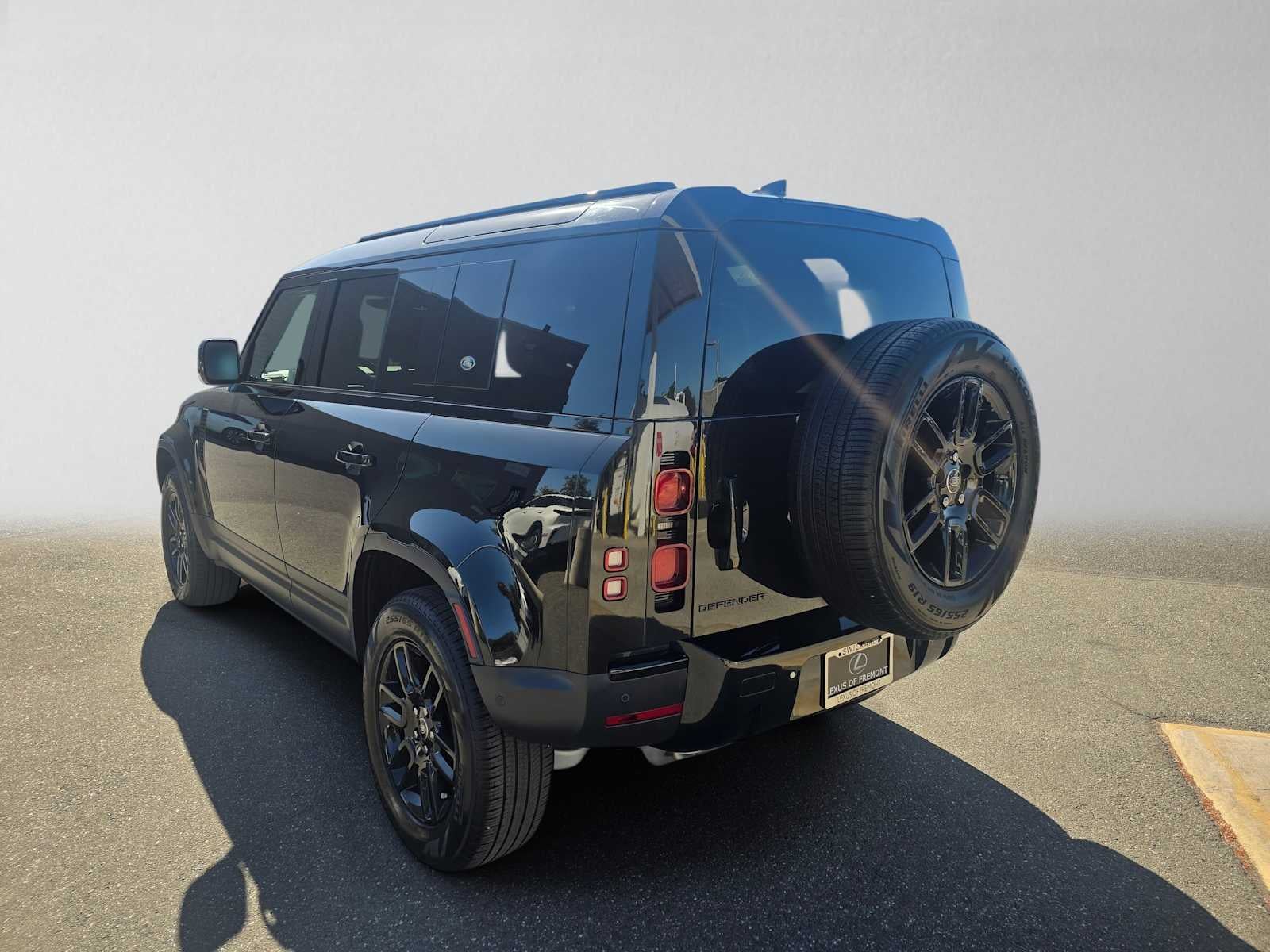 2023 Land Rover Defender S