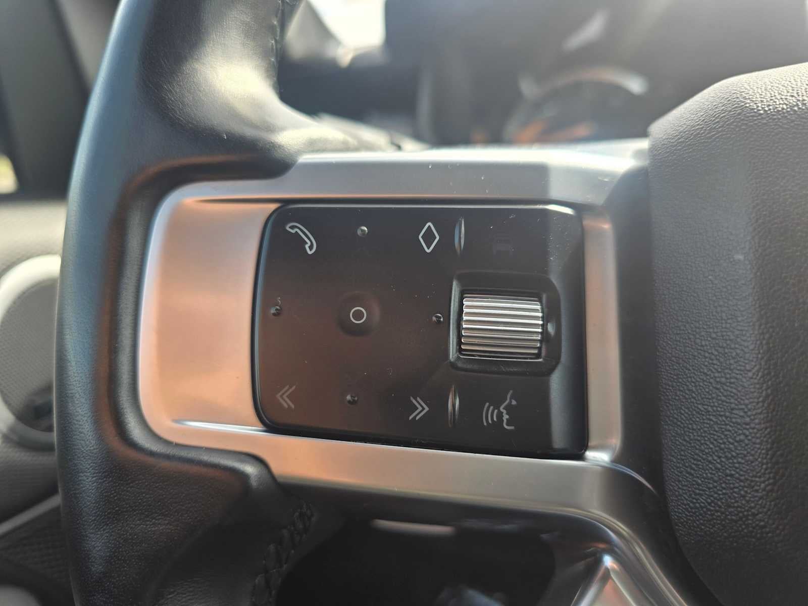 2023 Land Rover Discovery S R-Dynamic