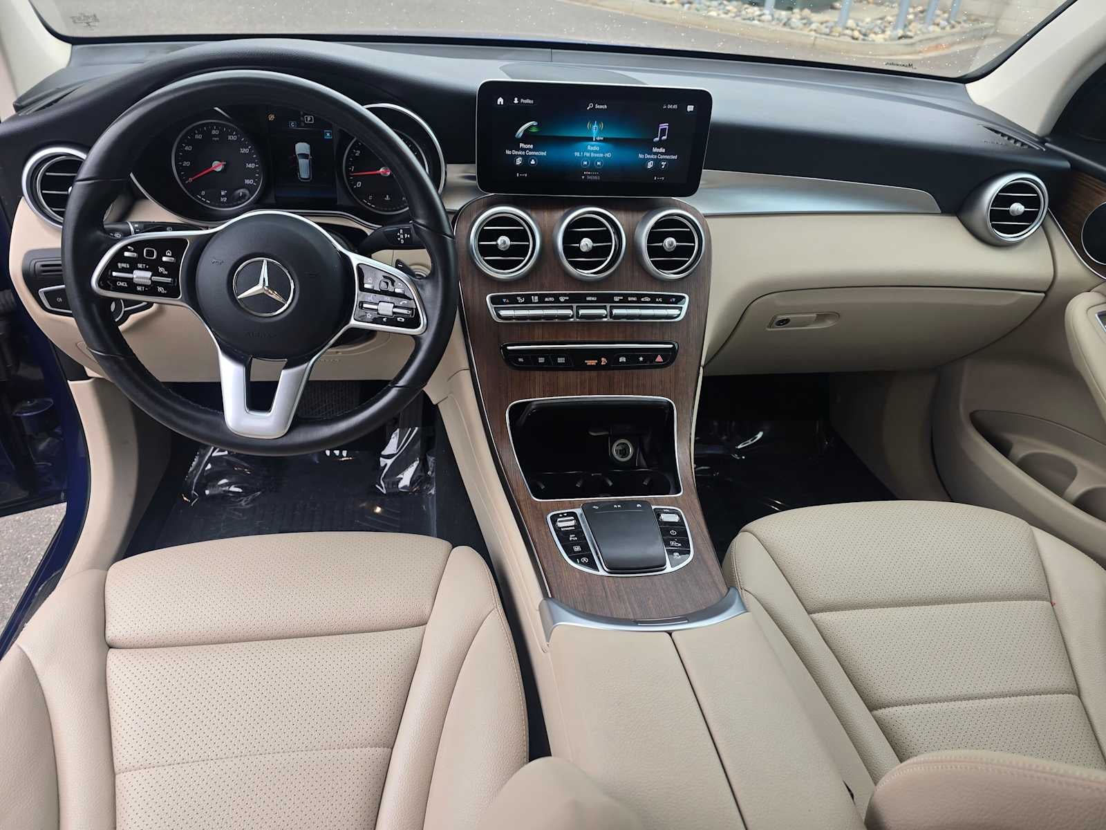 2021 Mercedes-Benz GLC 300 GLC 300