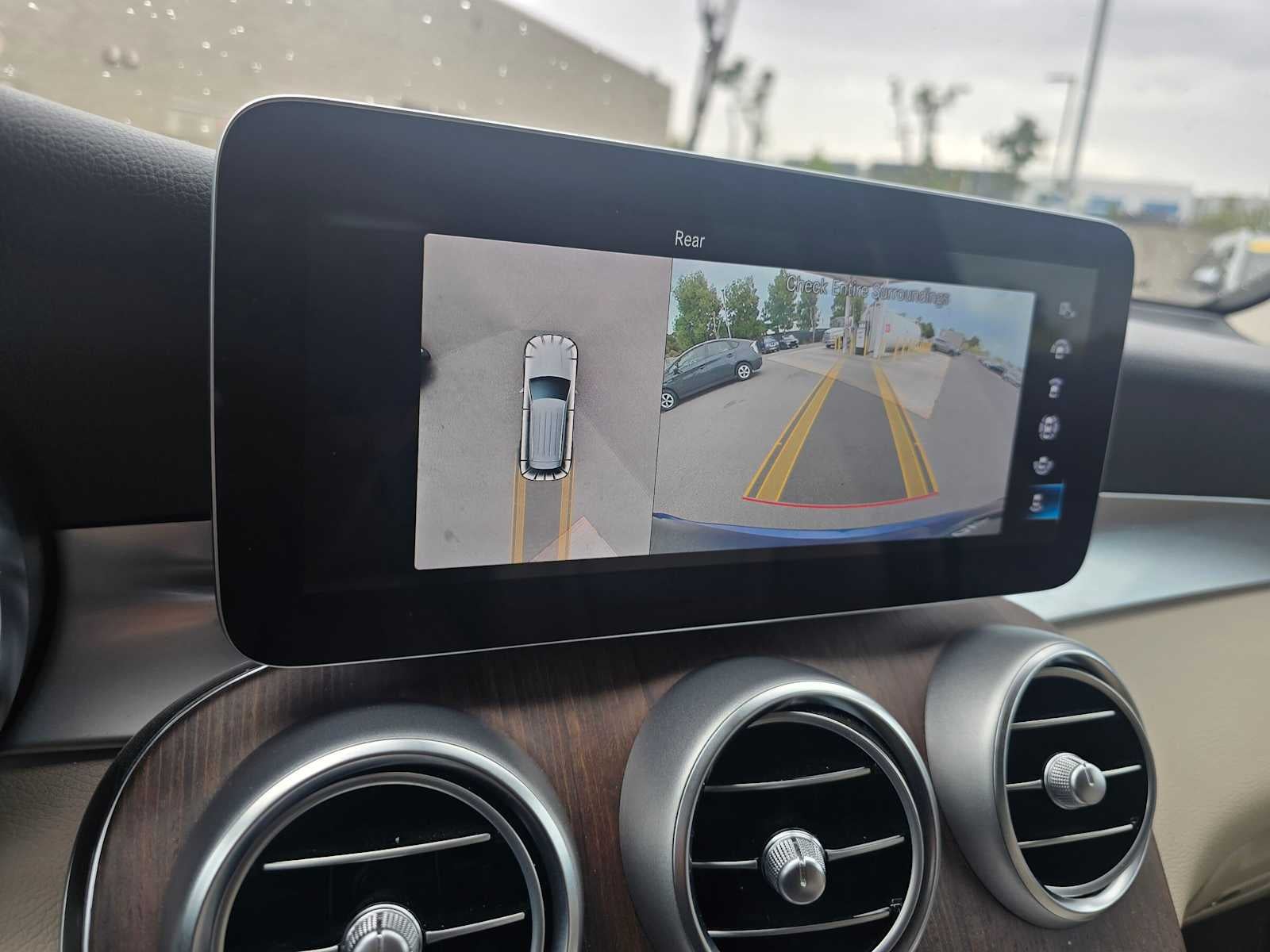 2021 Mercedes-Benz GLC 300 GLC 300