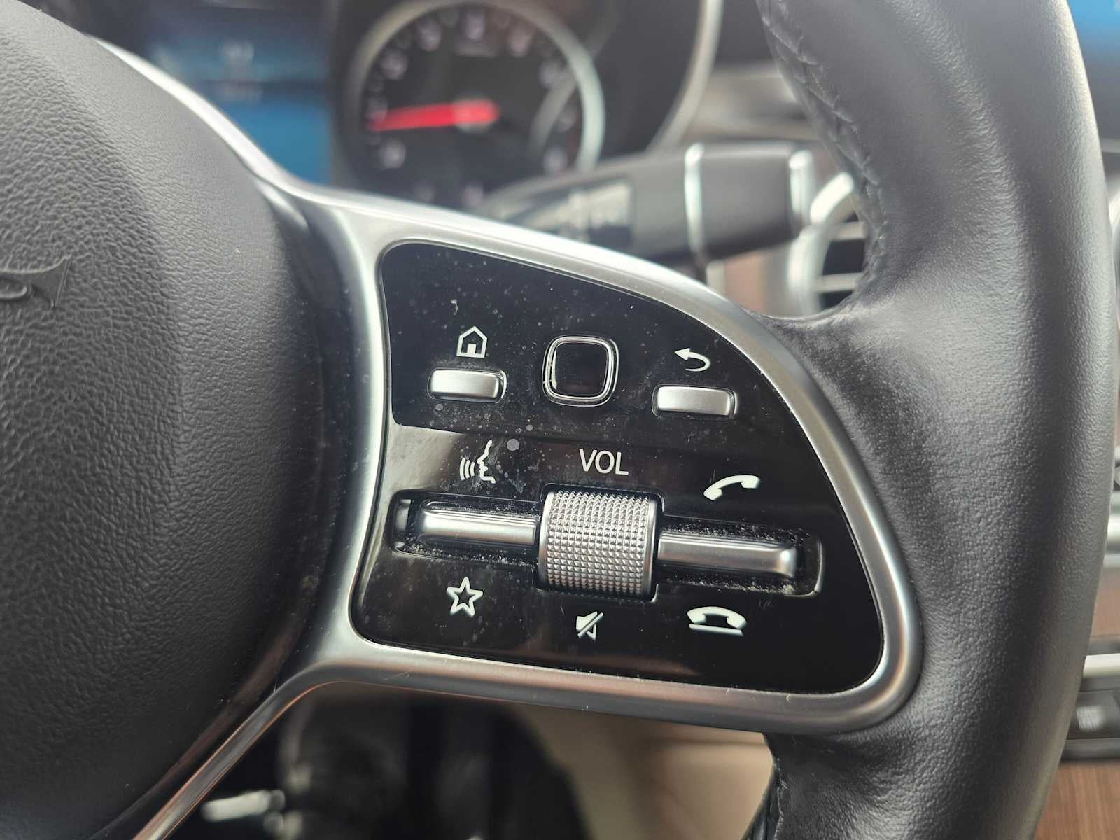 2021 Mercedes-Benz GLC 300 GLC 300