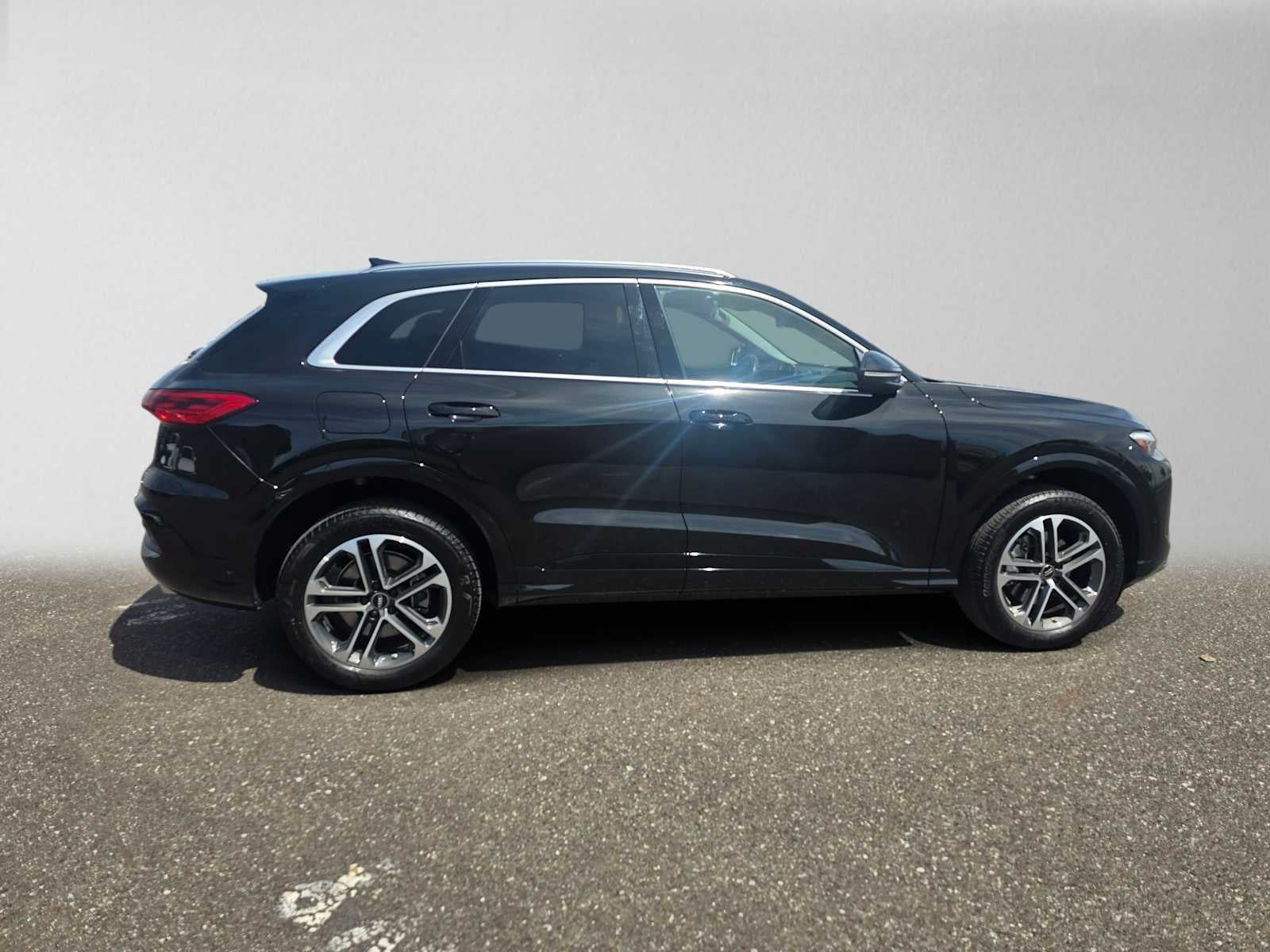 2025 Audi New Q5 Premium Plus