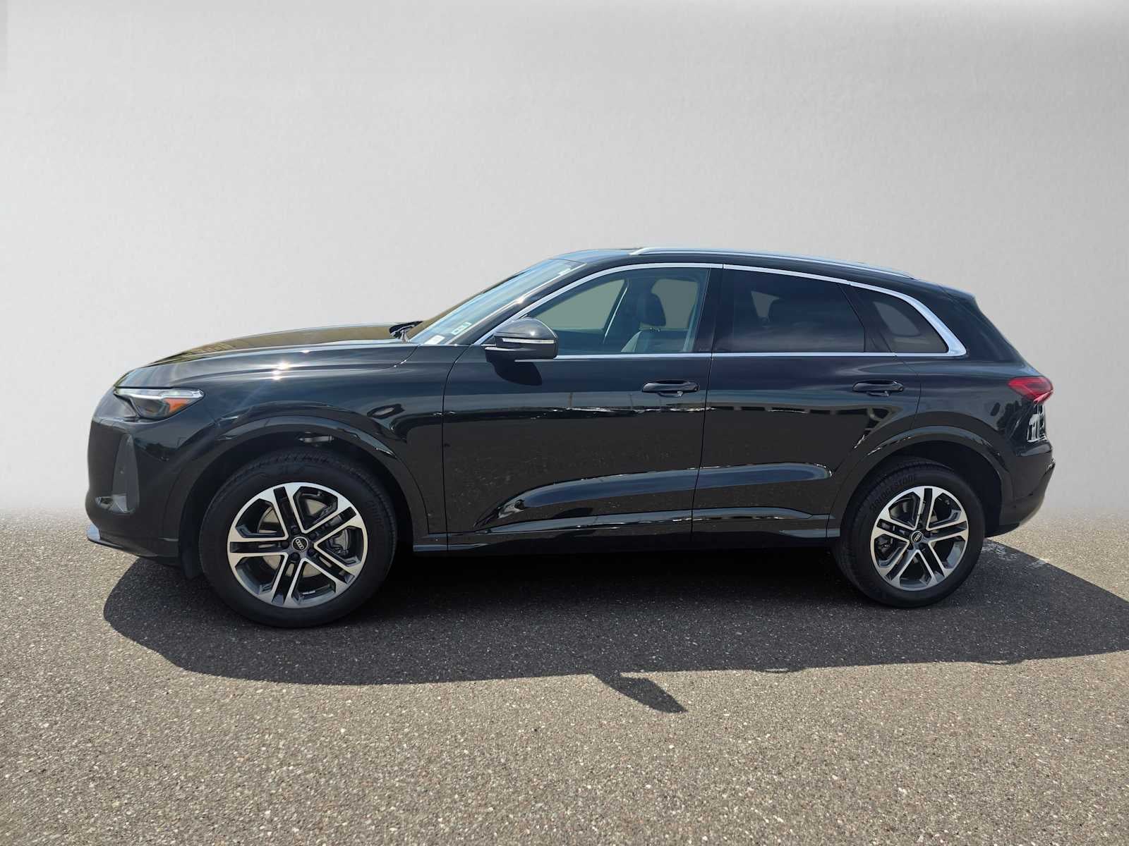 2025 Audi New Q5 Premium Plus