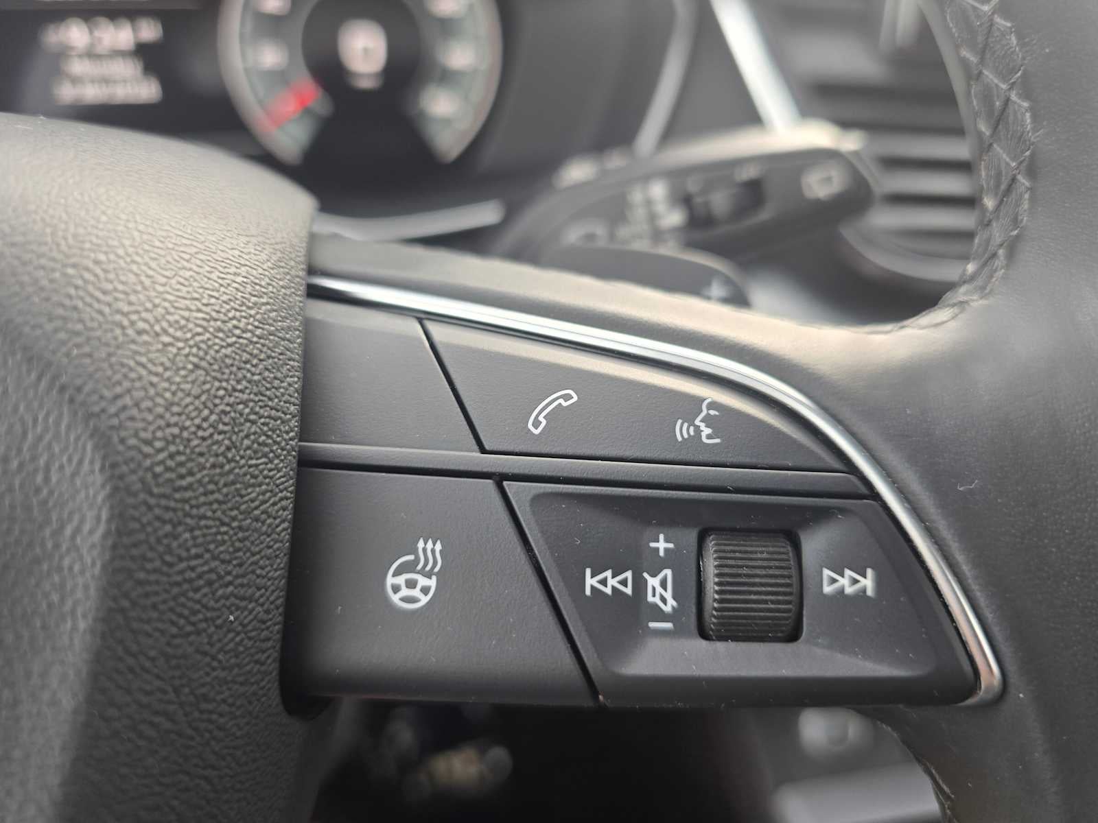 2022 Audi Q5 Sportback S line Premium Plus