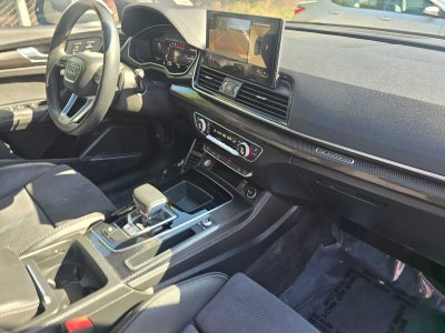 2022 Audi SQ5 Premium Plus