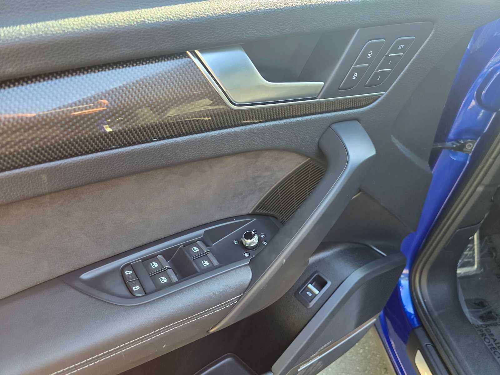 2022 Audi SQ5 Premium Plus