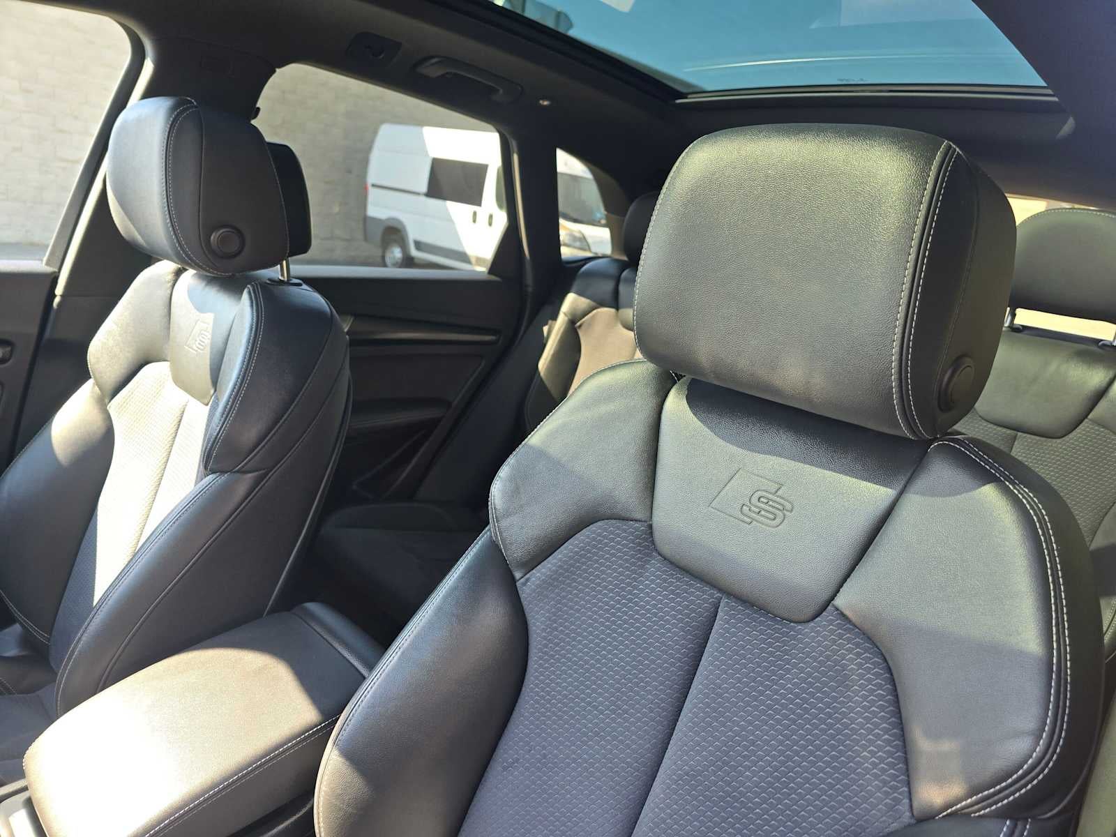 2022 Audi SQ5 Premium Plus
