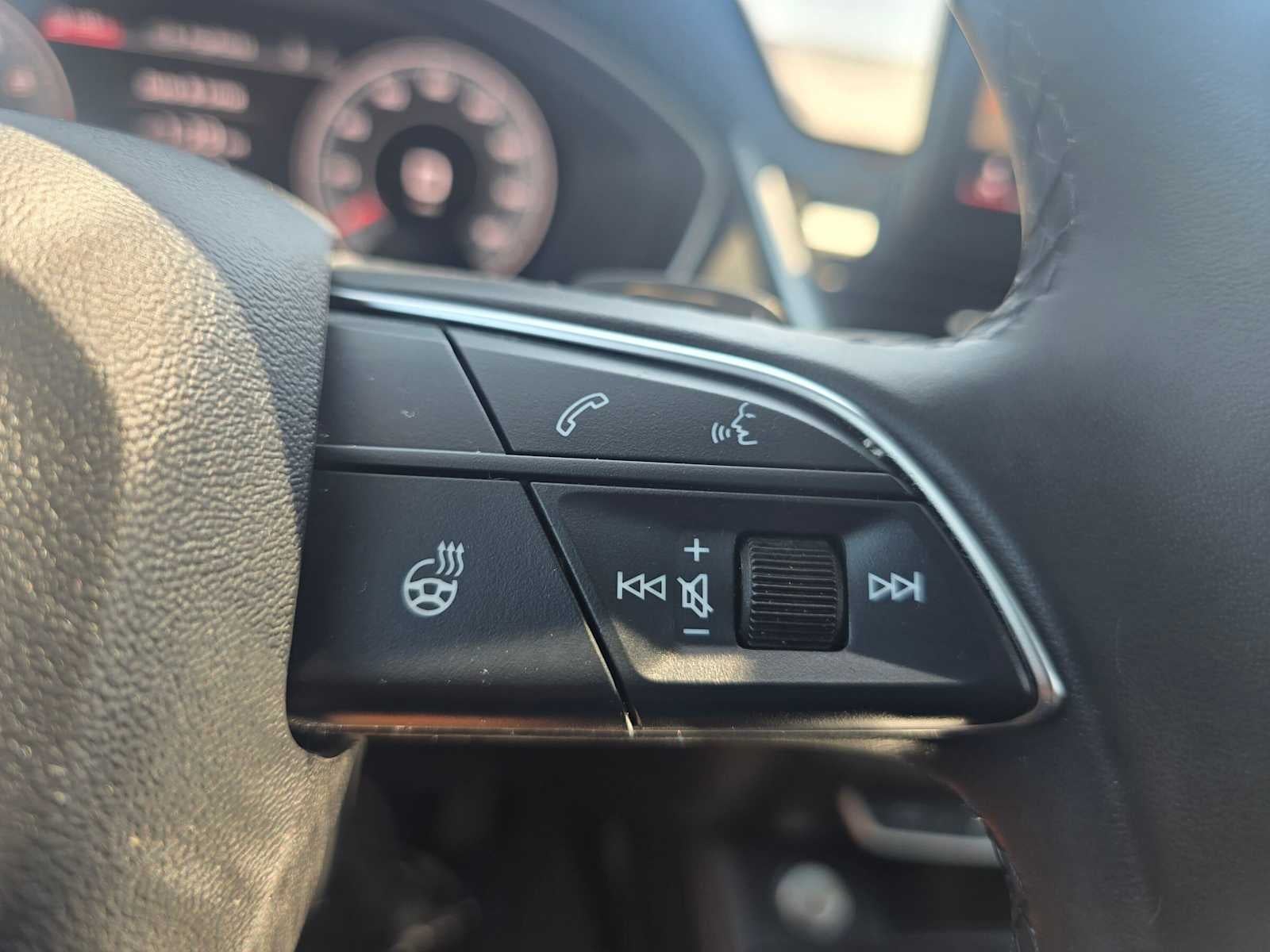 2024 Audi Q5 S line Premium Plus
