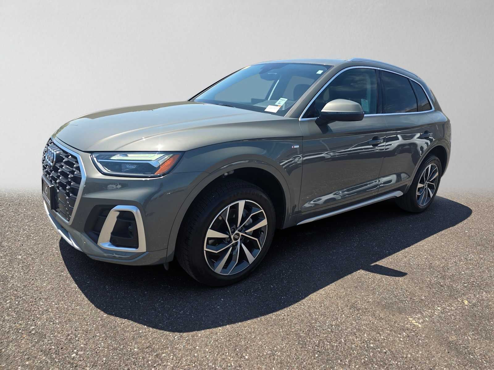 2024 Audi Q5 S line Premium Plus