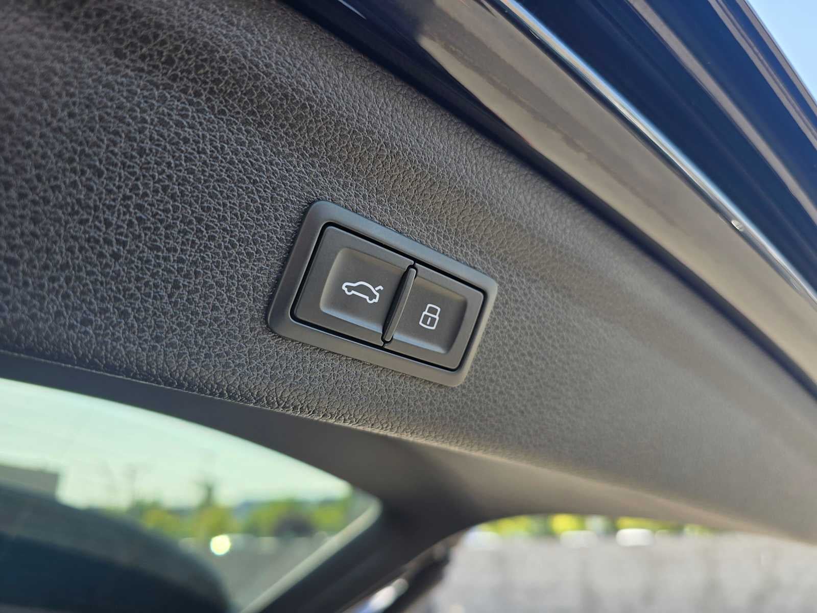 2024 Audi Q3 S line Premium Plus