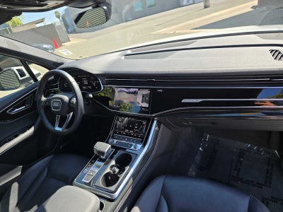2025 Audi Q7 Premium Plus