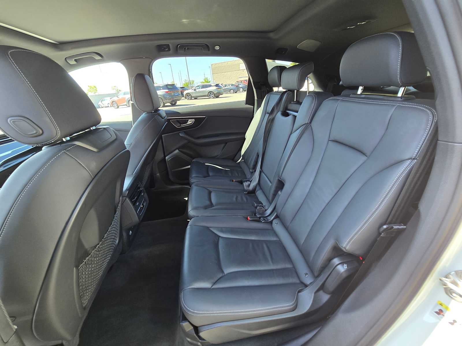 2025 Audi Q7 Premium Plus