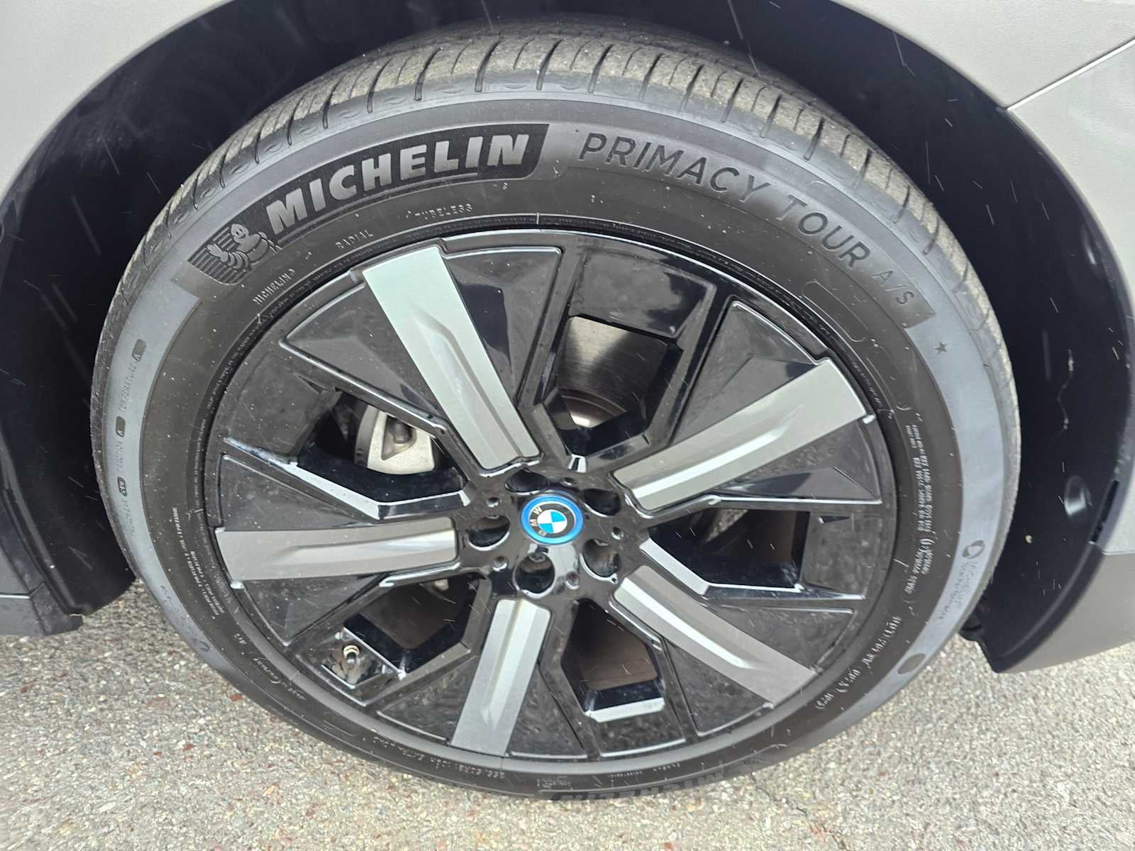 2023 BMW iX xDrive50 xDrive50