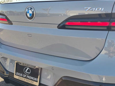 2023 BMW 740i 740i