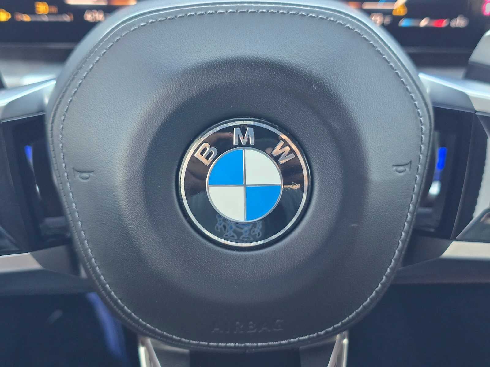 2023 BMW 740i 740i