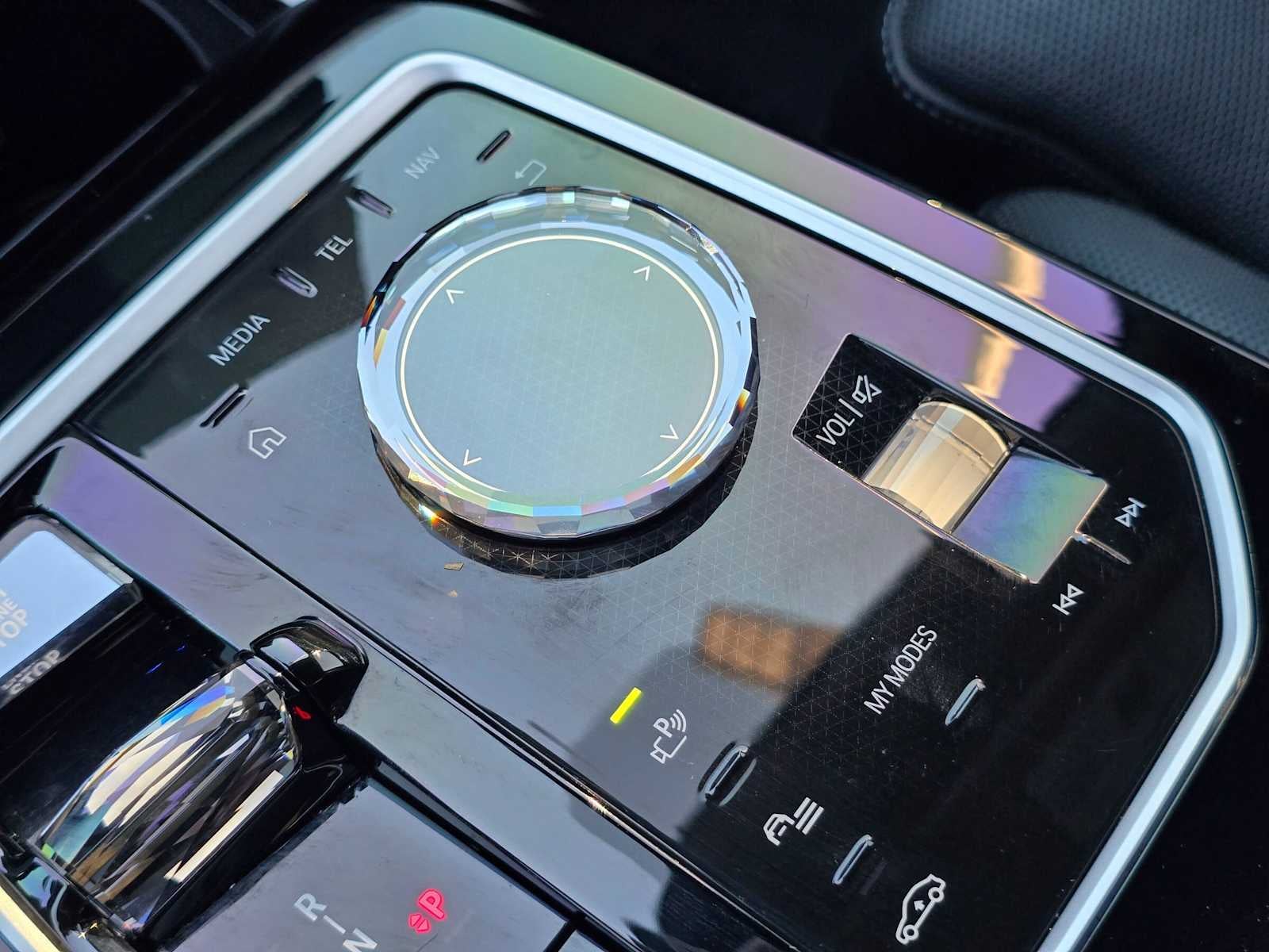 2023 BMW 740i 740i