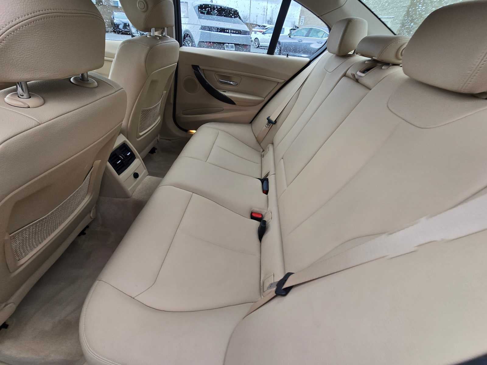 2015 BMW 3 Series 328i