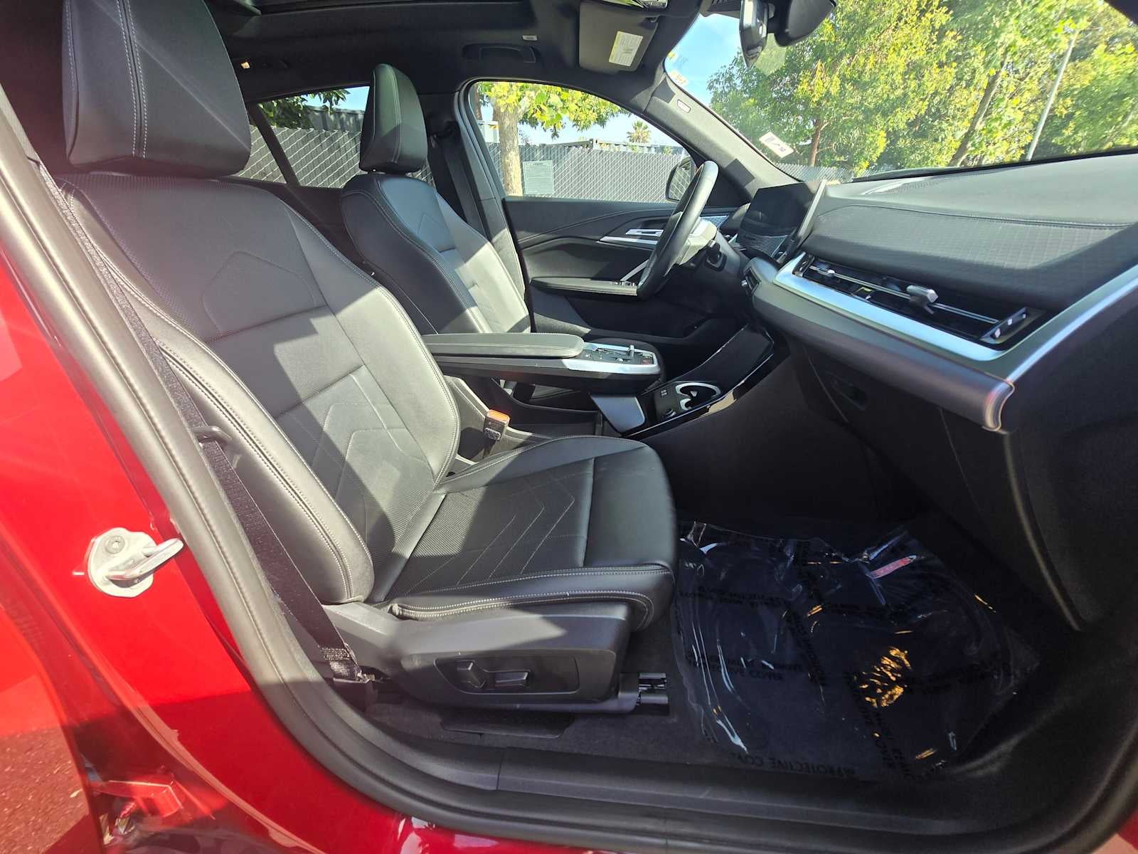 2025 BMW X2 xDrive28i xDrive28i