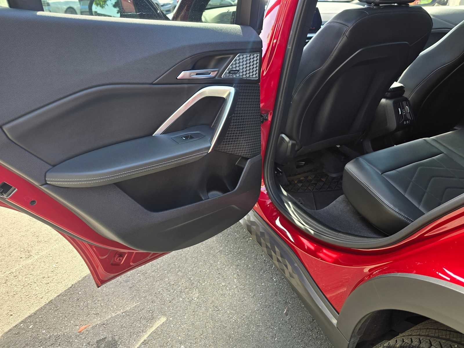 2025 BMW X2 xDrive28i xDrive28i