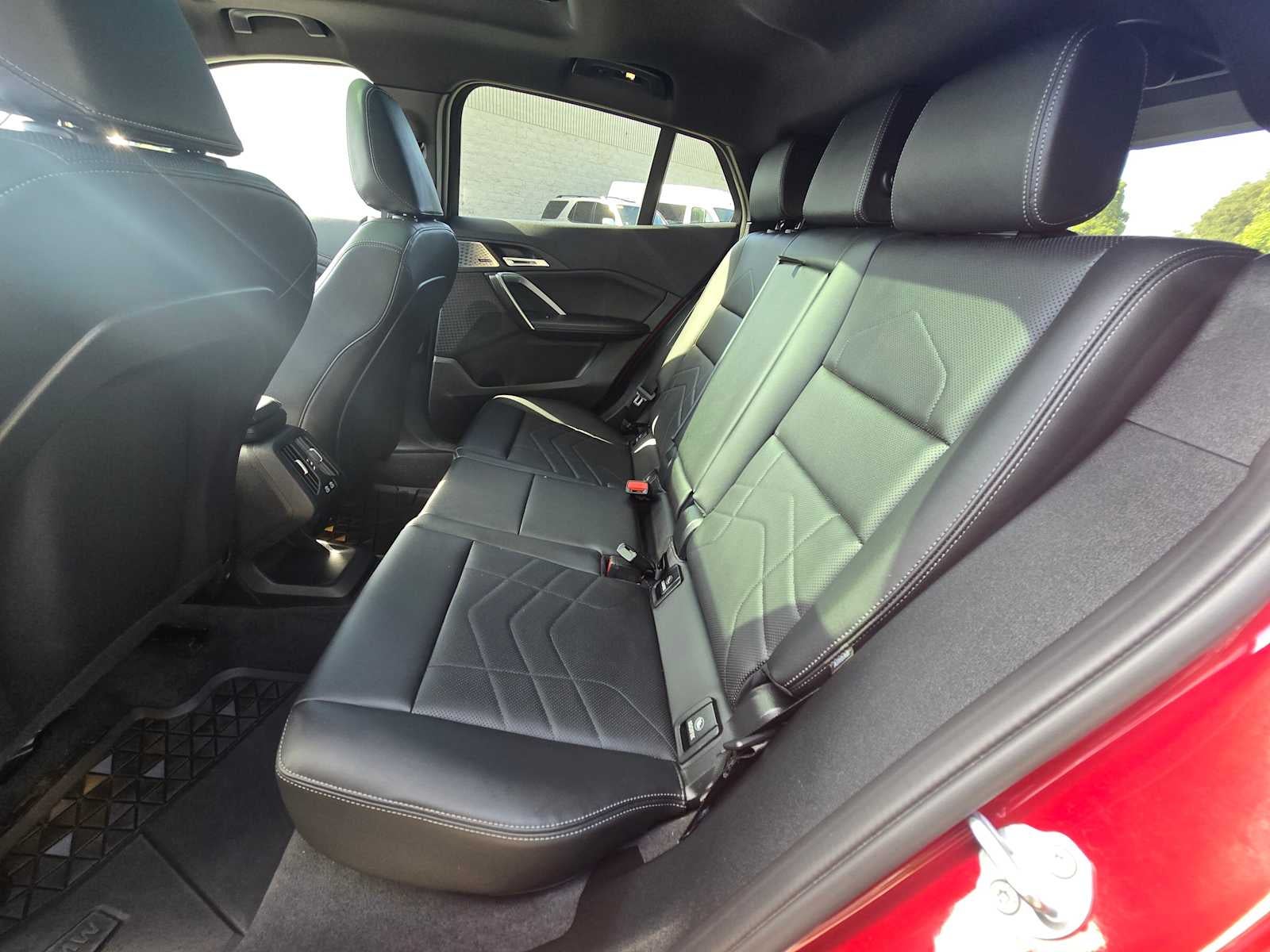 2025 BMW X2 xDrive28i xDrive28i