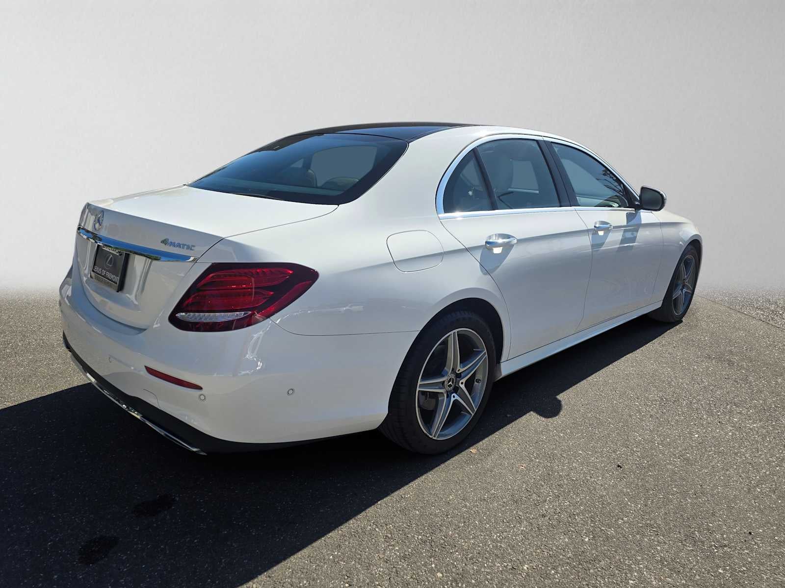 2019 Mercedes-Benz E 300 E 300