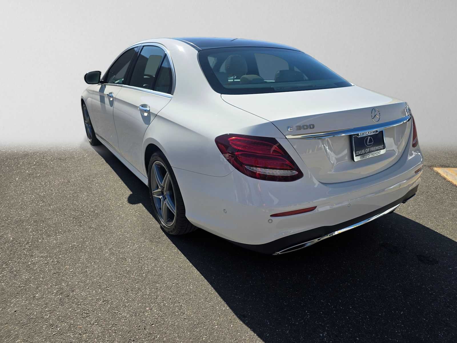 2019 Mercedes-Benz E 300 E 300